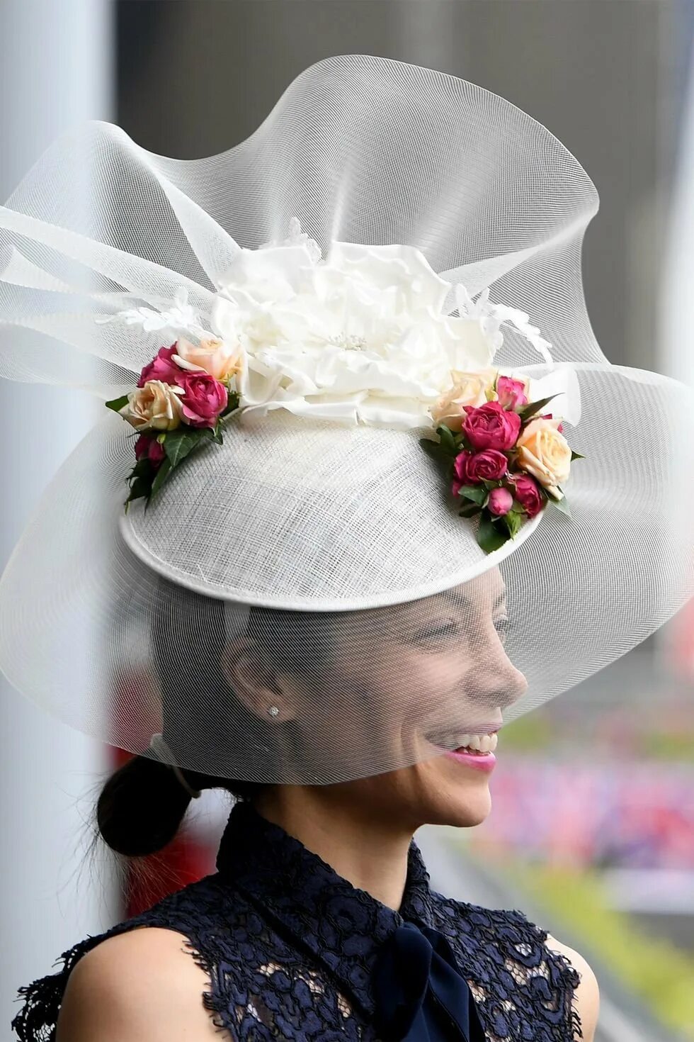 Шляпа "алисия". Экстравагантные шляпки. Экстравагантные шляпки. Royal ascot hats. Оригинальная шляпа.
