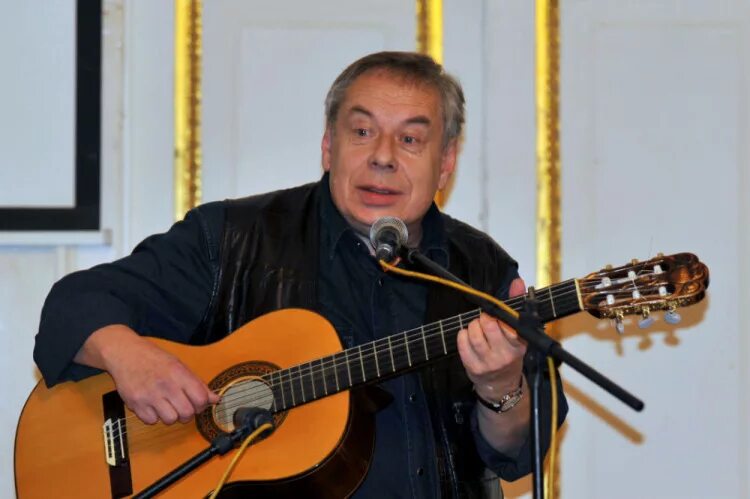 Бережков фото. Бережков дипломат. Бережков фото. Бережков фото. Московские барды.