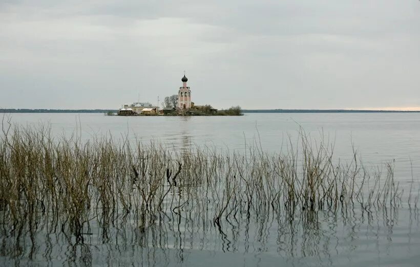 Погода кубенское озеро. Спасо-каменный монастырь Вологодская область. Спасо-каменный монастырь на Кубенском озере. Спас каменный Вологда. Спасо-каменный монастырь 1481.