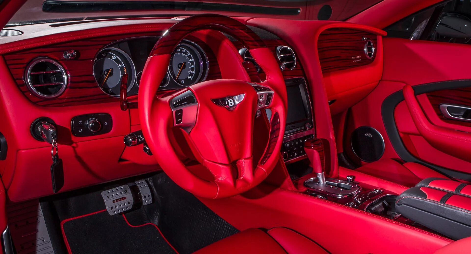 обшивка салона автомобиля. тюнинг салона фото. тюнинг салона фото. бентли континенталь красный салон. Ml63 amg салон.