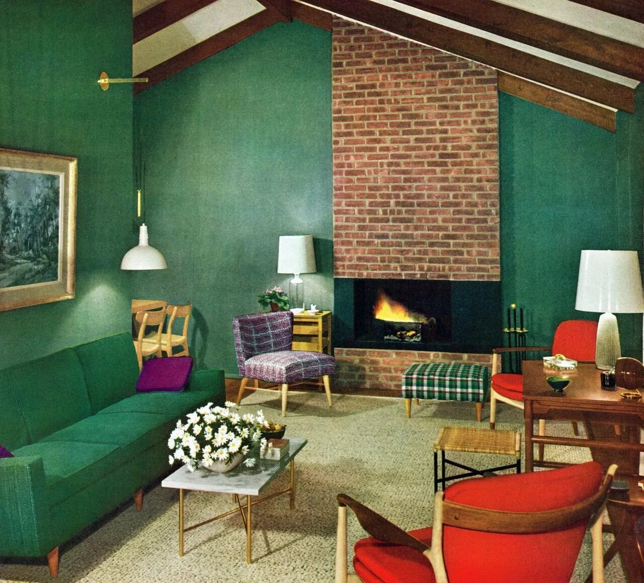 Кирпич зеленого цвета. Мид сенчури камин. mid century modern декор. mid century livingroom 1950s. мид сенчури цвета.