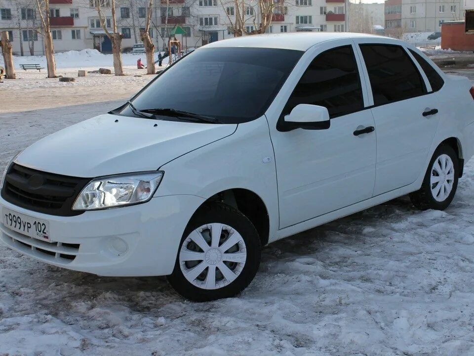 Белая гранта на колпаках. Белая гранта на колпаках. Белая гранта на колпаках. Белая гранта на колпаках. Белая гранта на колпаках.