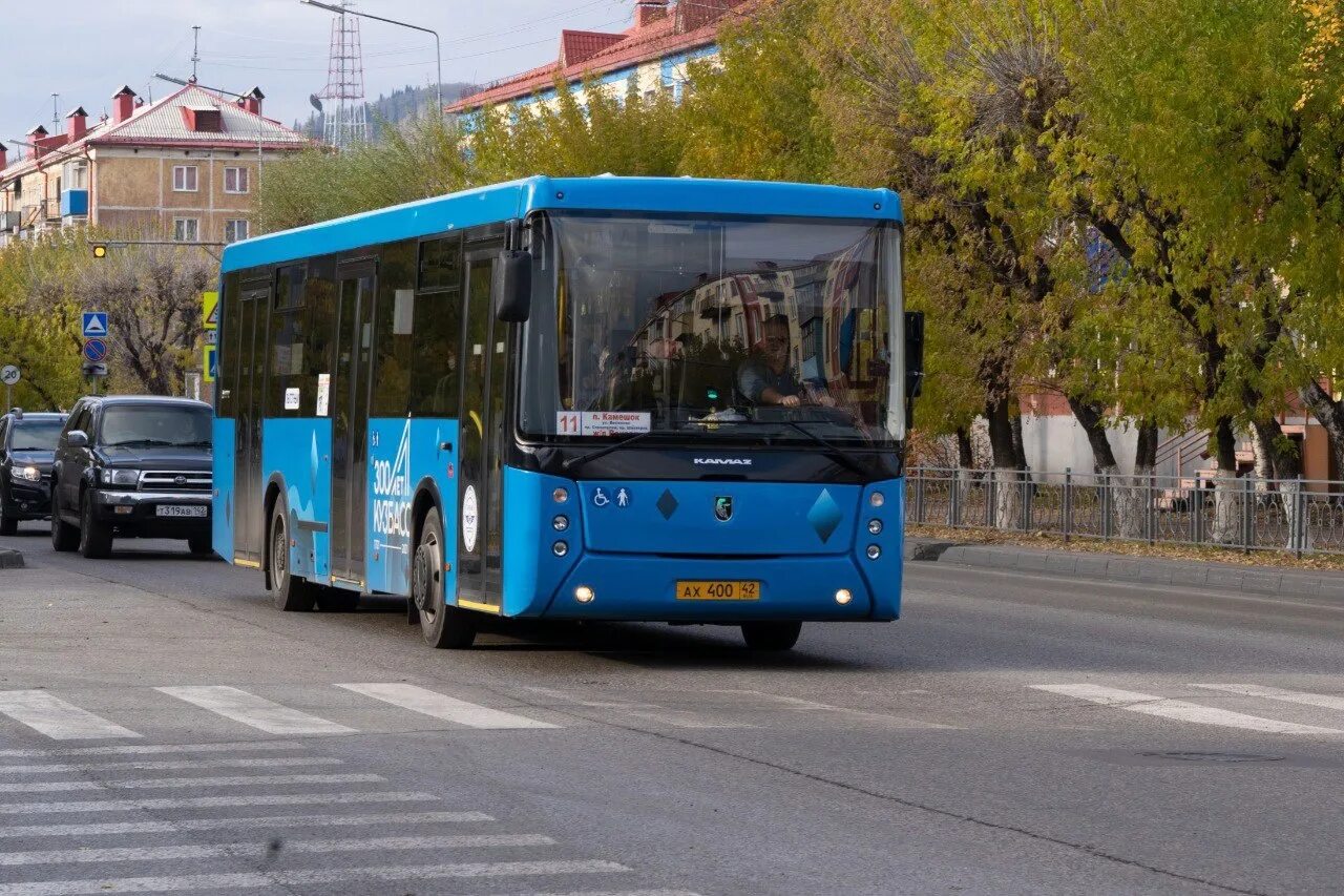 Автобусы Междуреченск. Новые автобусы Междуреченска. Автобус Белово Междуреченск. Автовокзал Междуреченск.