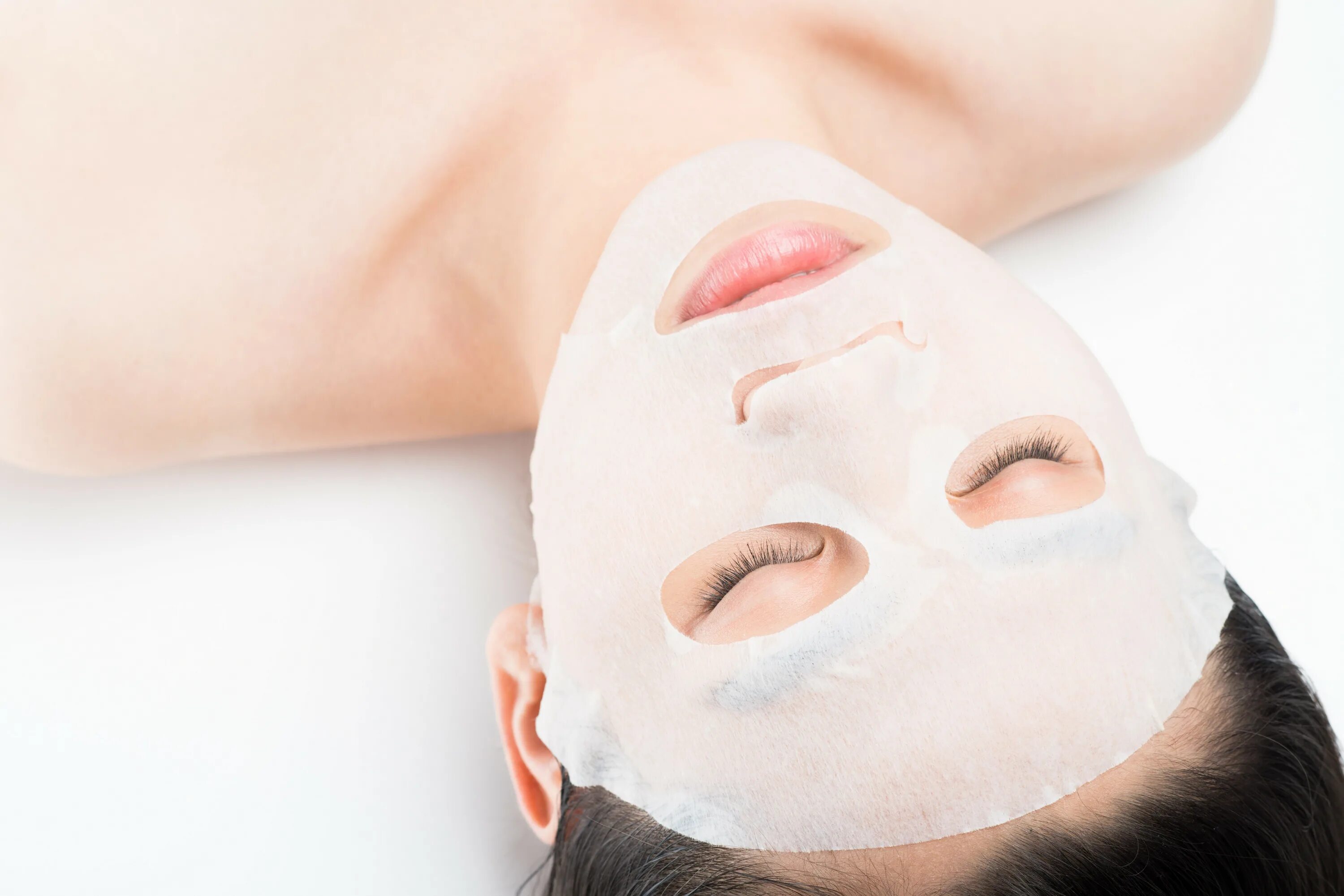 Mask spa. Маска для лица. Маска тканевая косметическая. Тканевые маски для лица. Маска для лица в салоне.