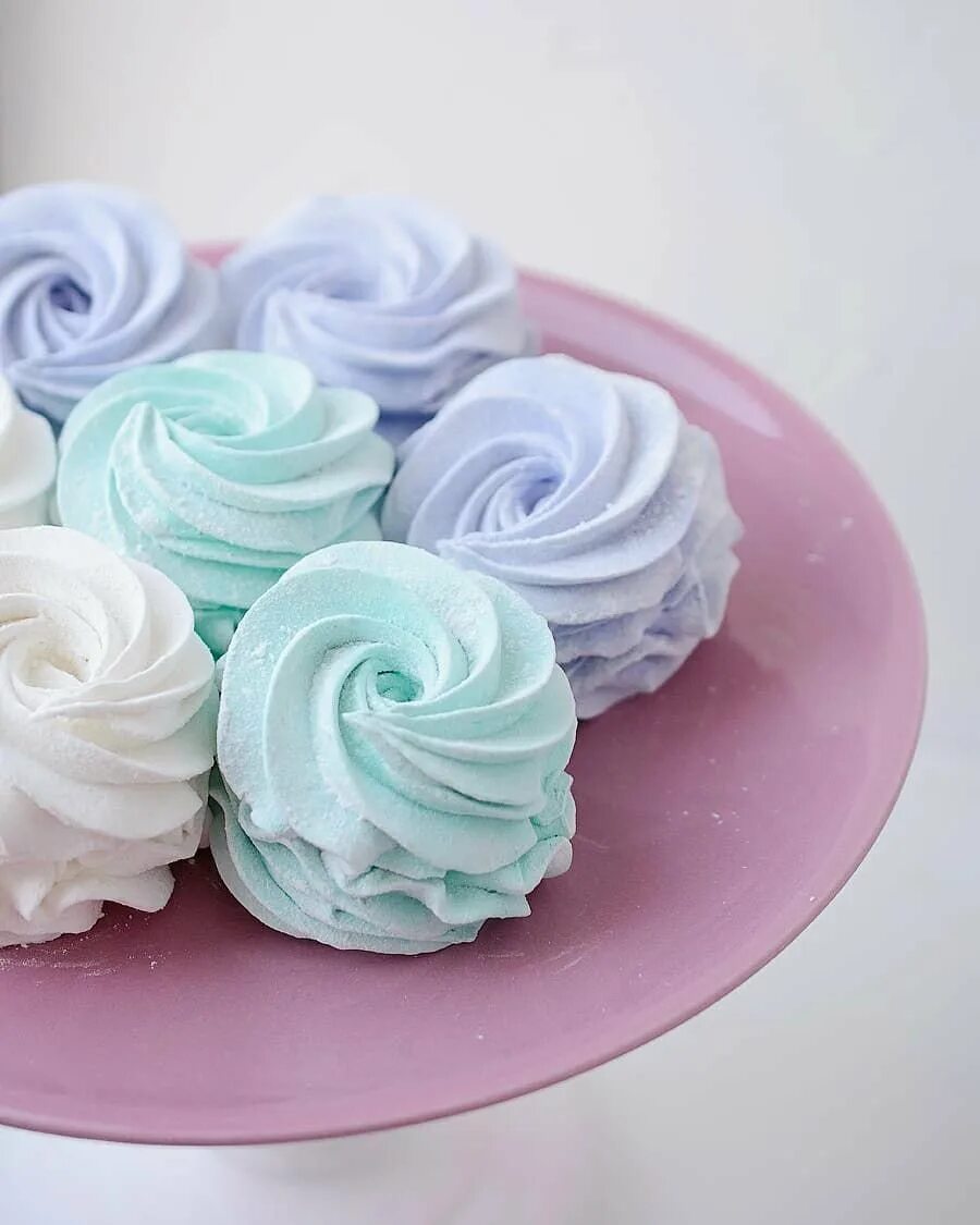 Зефир безе. Голубой зефир. Наборы из безе. Маршмеллоу голубые. Голубой зефир.