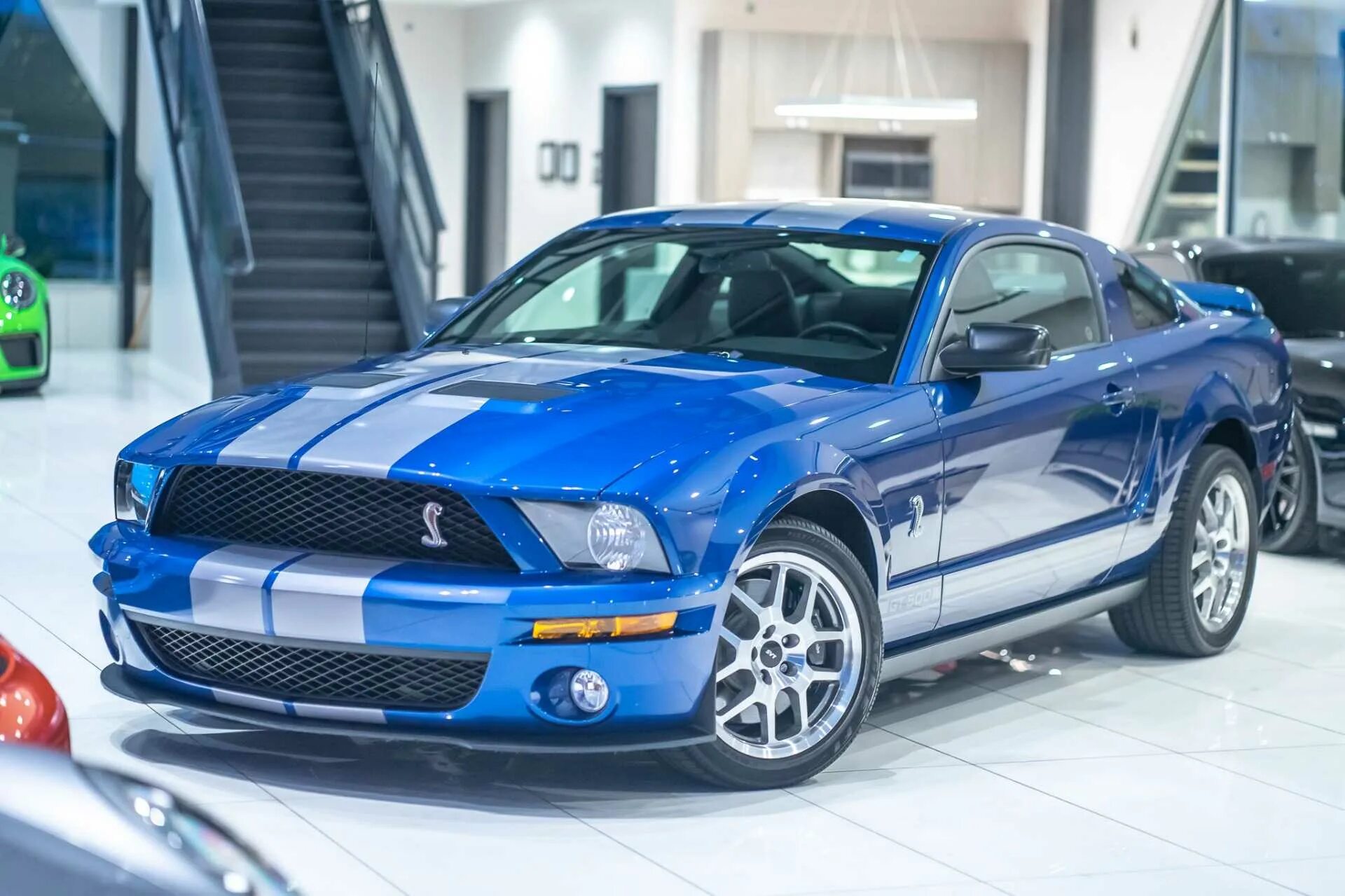 Mustang shelby gt. Ford Mustang Shelby gt500 лаймовый. Форд Мустанг ГТ 500. Форд Мустанг Шелби gt 500. Ford Mustang Shelby gt500 2006.