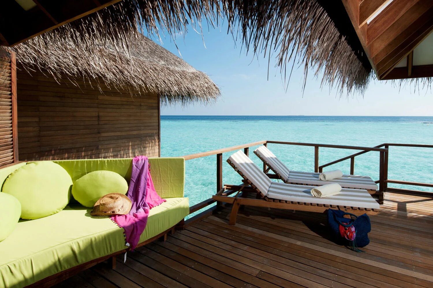 Luxury island. Outrigger Maafushivaru Maldives 5. Outrigger Maldives Maafushivaru Resort 4*. Маафушивару Мальдивы. Velassaru 5* Мальдивы,.