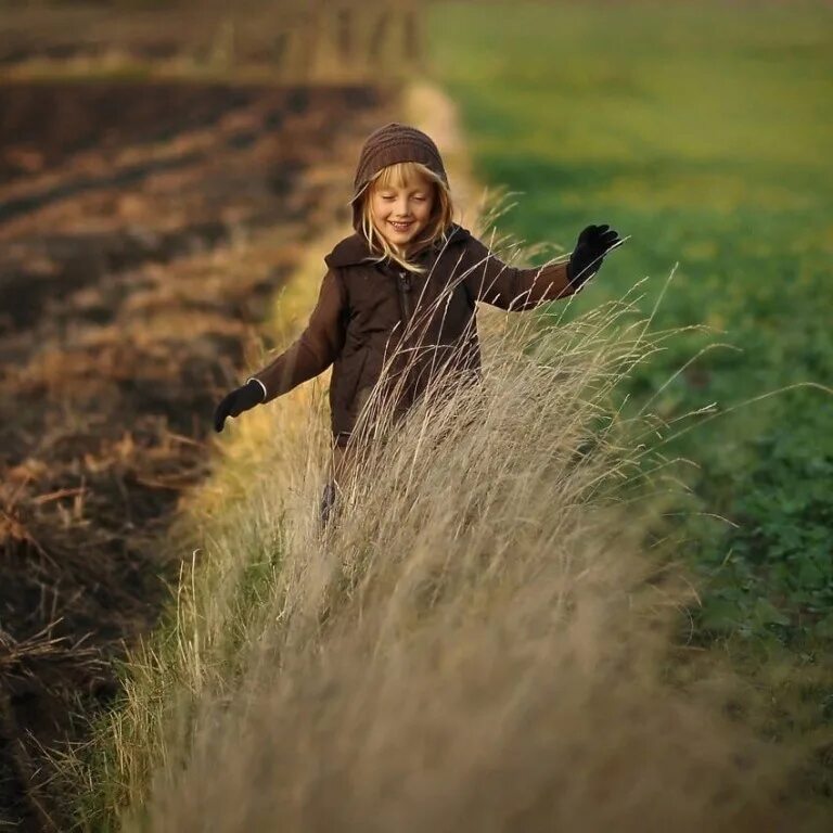 Но так происходит не всегда. Жизнь всегда происходит сейчас. жизнь здесь и сейчас. в жизни всегда. жить сейчас картинки.