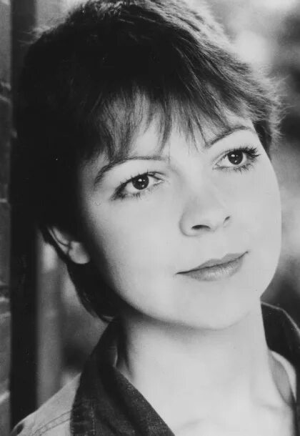 Тесса пик-джонс. Гранчестер (2014). Тесса пик-джонс. Tessa пик. Tessa система документооборота.