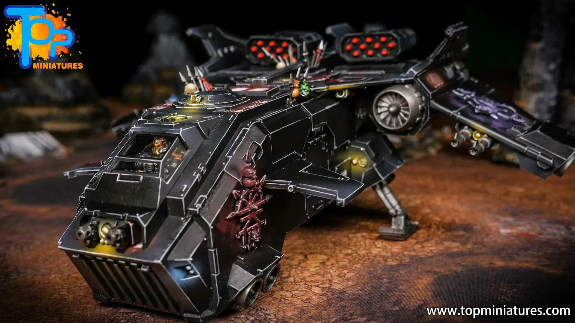 Storm Eagle вархаммер. Storm Eagle 40k. Warhammer 40000 Chaos Storm Eagle Gunship. Chaos Storm Eagle Gunship.