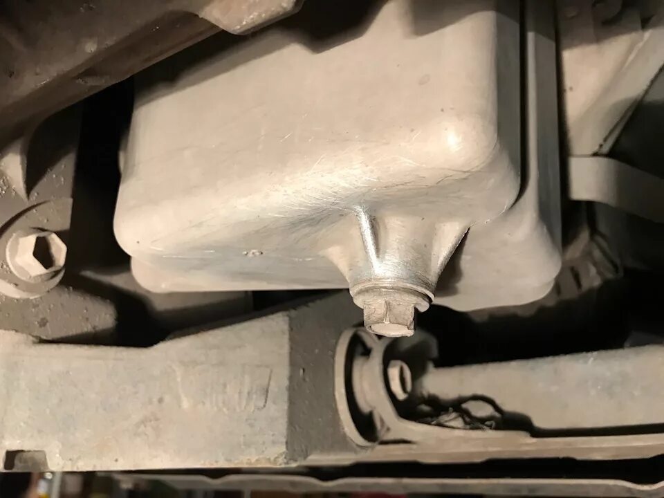 Как заменить масло гранд Замена масла в АКПП "сверху" и шприц Жане Suzuki Grand Vitara (2G), 2 л, 2007
