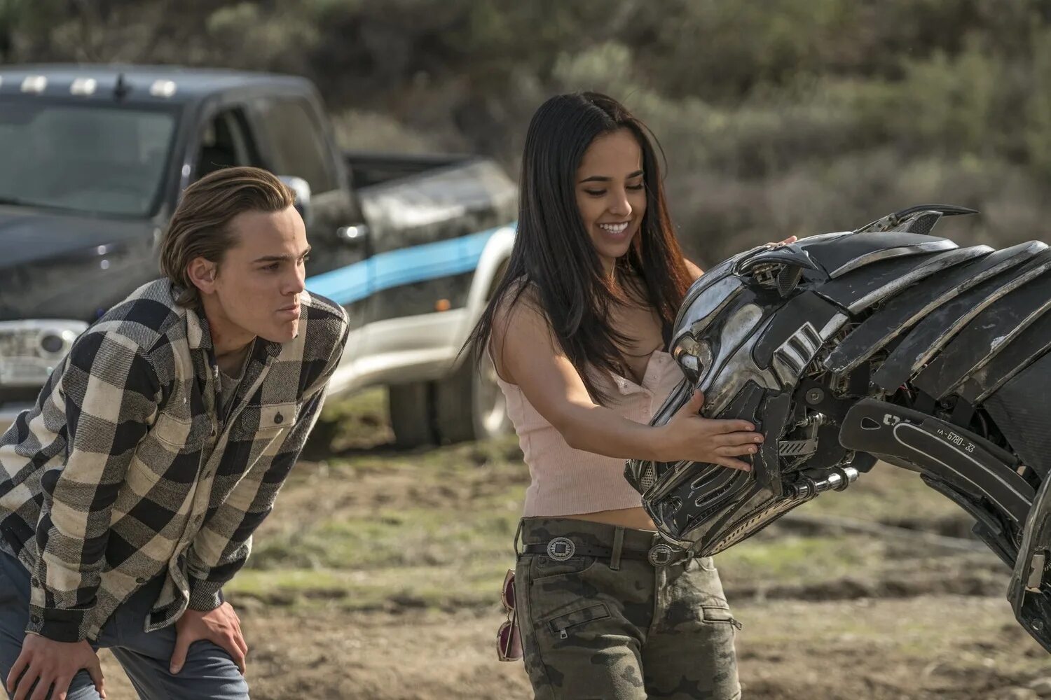 Аксель фильм 2018. Включи аксель. Включи аксель. Аксель фильм 2018 робот. Фильм аксель 2.