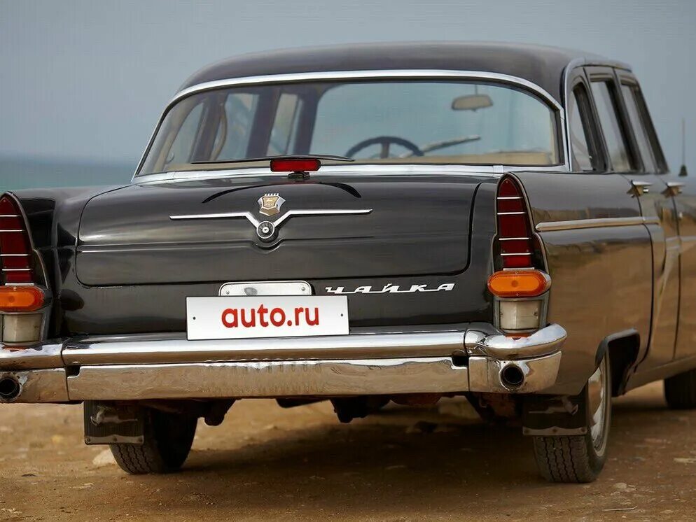 Газ 13 авито. Газ-13 чайка 1959. Газ-13 «чайка». Чайка машина фото. Газ 13 авито.