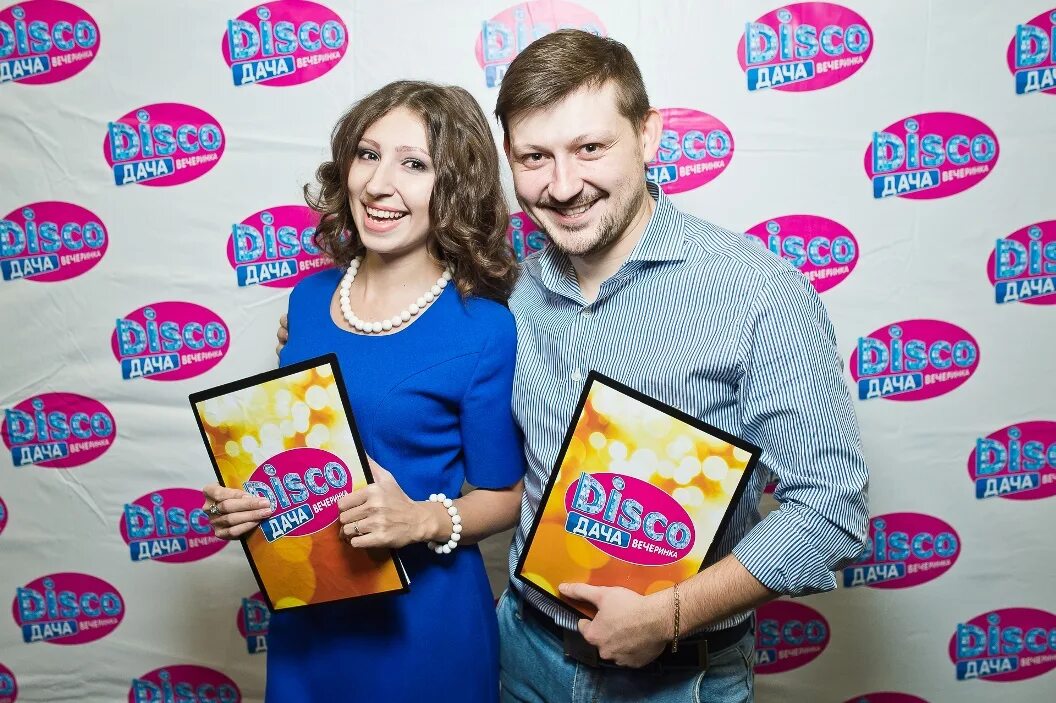 Радио дача гороскоп на сегодня читать. Радио дача. студия радио дача. радио дача диско дача. радио дача гости.