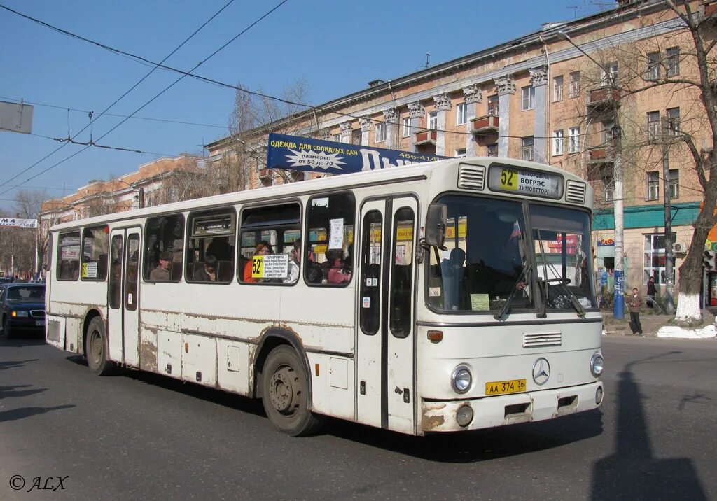 52 автобус часы. Mercedes-Benz o307. Mercedes-Benz o307 (ам062 61). Mercedes o307 Ярославль. Mercedes Benz o307 Воронеж.