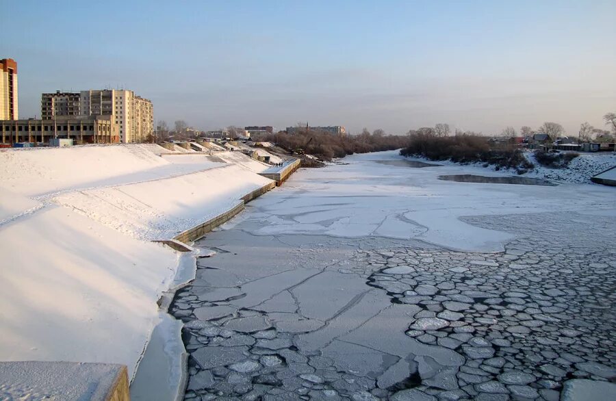 Дамба курган в реальном времени. Тобол Курган. Плотина Тобол. Дамба в Казахстане на реке Тобол. Плотина на реке Тобол в Казахстане.