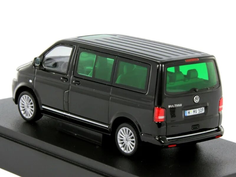 1:43 Volkswagen t5. Т5 Мультивен Фольксваген 1:43. VW t5 Multivan 1/43 Black MINICHAMPS. Фольксваген т4 IXO 1 43.