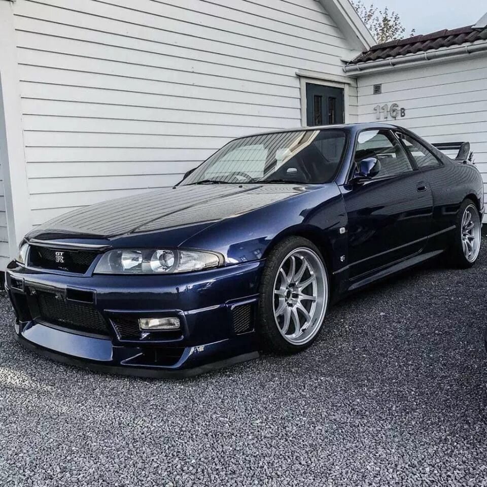 Skyline r33. Как выглядит тойота скайлайн. Nissan skyline r34 jdm. Toyota skyline r34. Тойота скайлайн.