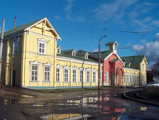 площадь ж д вокзала. ж д вокзал красноярск. железнодорожный вокзал «красноярск-пассажирский». жд вокзал красноярск красноярск фонтан. жд вокзал красноярск привокзальная площадь.