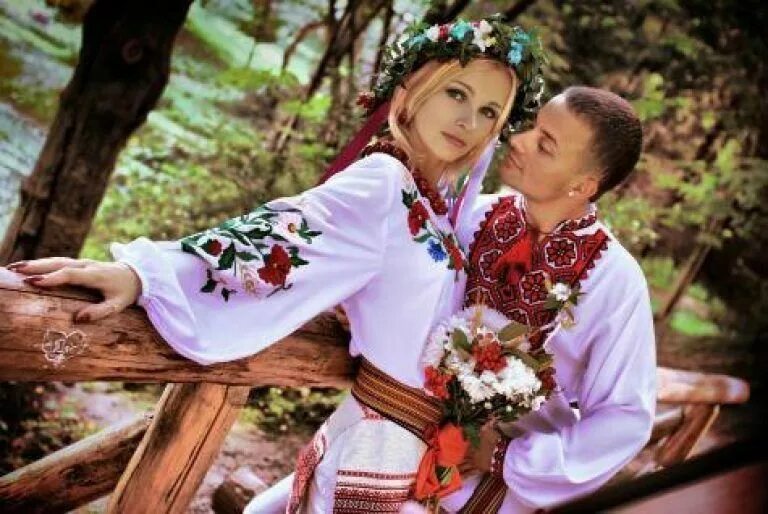 Украинские красавицы. Фотосессия в русском стиле. Хохлушка с мужем. Украинская свадьба. Украинские женщины.