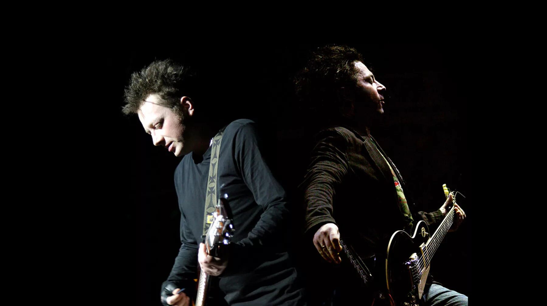 Агат слушать. Агата кристи группа. братья самойловы агата кристи. агата кристи вокалист. олег самойлов агата кристи.