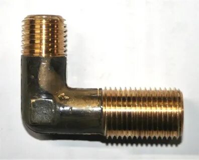 Уголок м 1