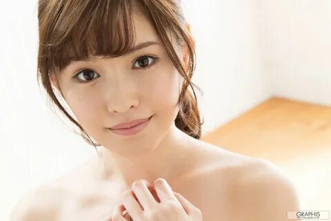 Arina Hashimoto 橋 本 あ り な/橋 本 有 菜 Graphis First Gravure 初 脱 ぎ 娘 - Image 50.