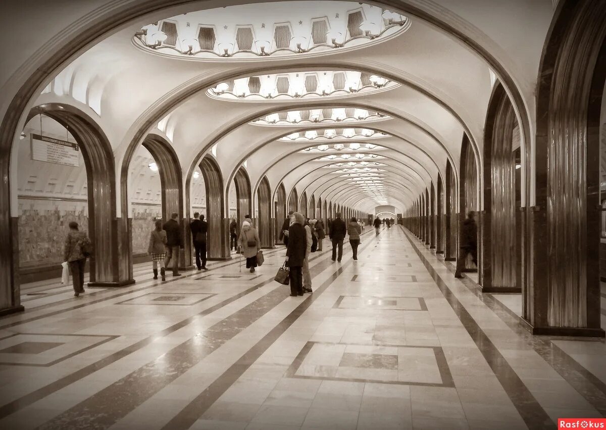 станция метро выставочная на схеме метрополитена. указатели станций в московском метро. станция метро выхино на карте метро. станция метро выхино. выхино маяковская.