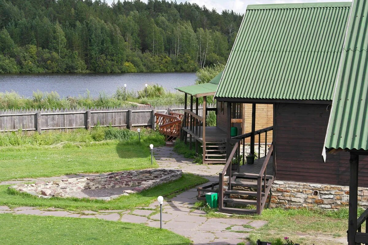 База отдыха казахстан акмолинская область зерендинский район. Курагино красный кордон. Красный кордон зерендинского района. Щенниковский кордон. Кордон заповедник крым.