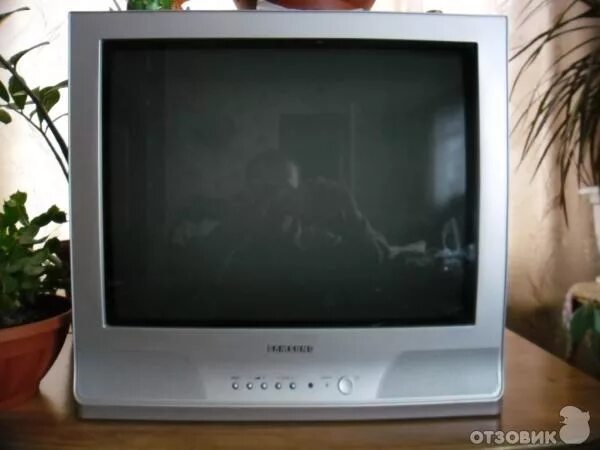 Телевизор samsung 2008 года. Телевизор самсунг 2000 года. Телевизор samsung кинескопный 2000 год. Самсунг 2000. Телевизор samsung 2000 года.