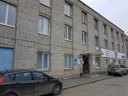 Космонавтов 111