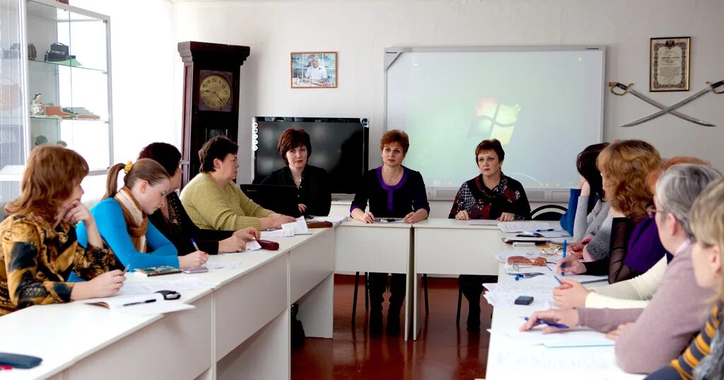 Преподаватели тгпи таганрог. Таганрог педагогический институт. Таганрогский институт имени а. Сайт пединститута таганрога. Тгпи на 3.