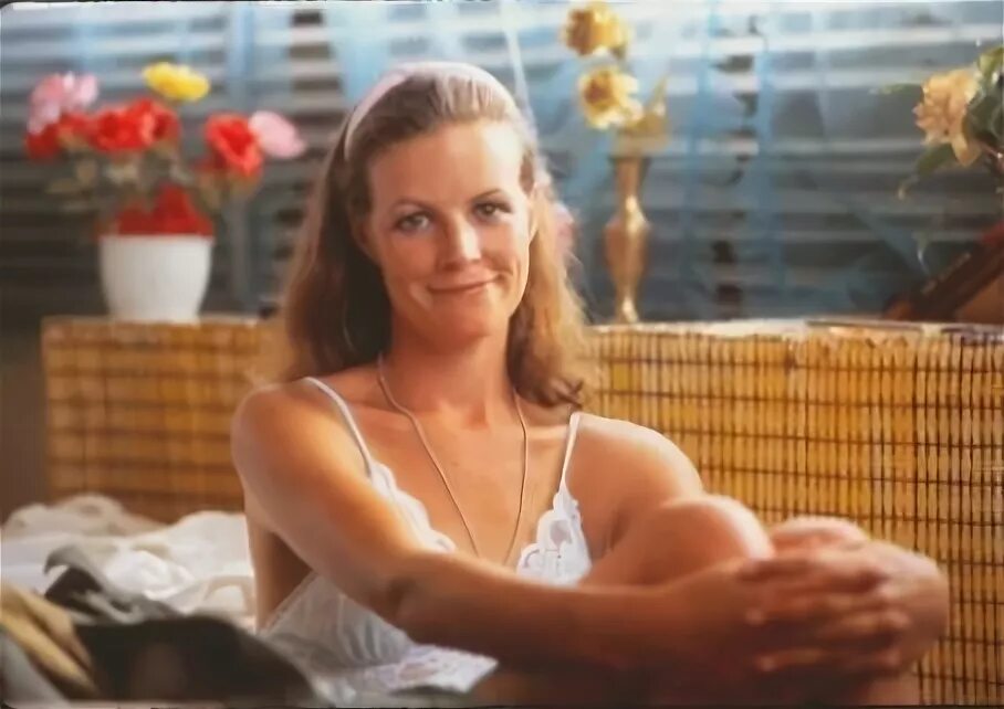 Bobby t актриса. Энни макэнро. Джиллиан макуиртер в молодости. Энни макэнро. Энни макэнро в молодости.