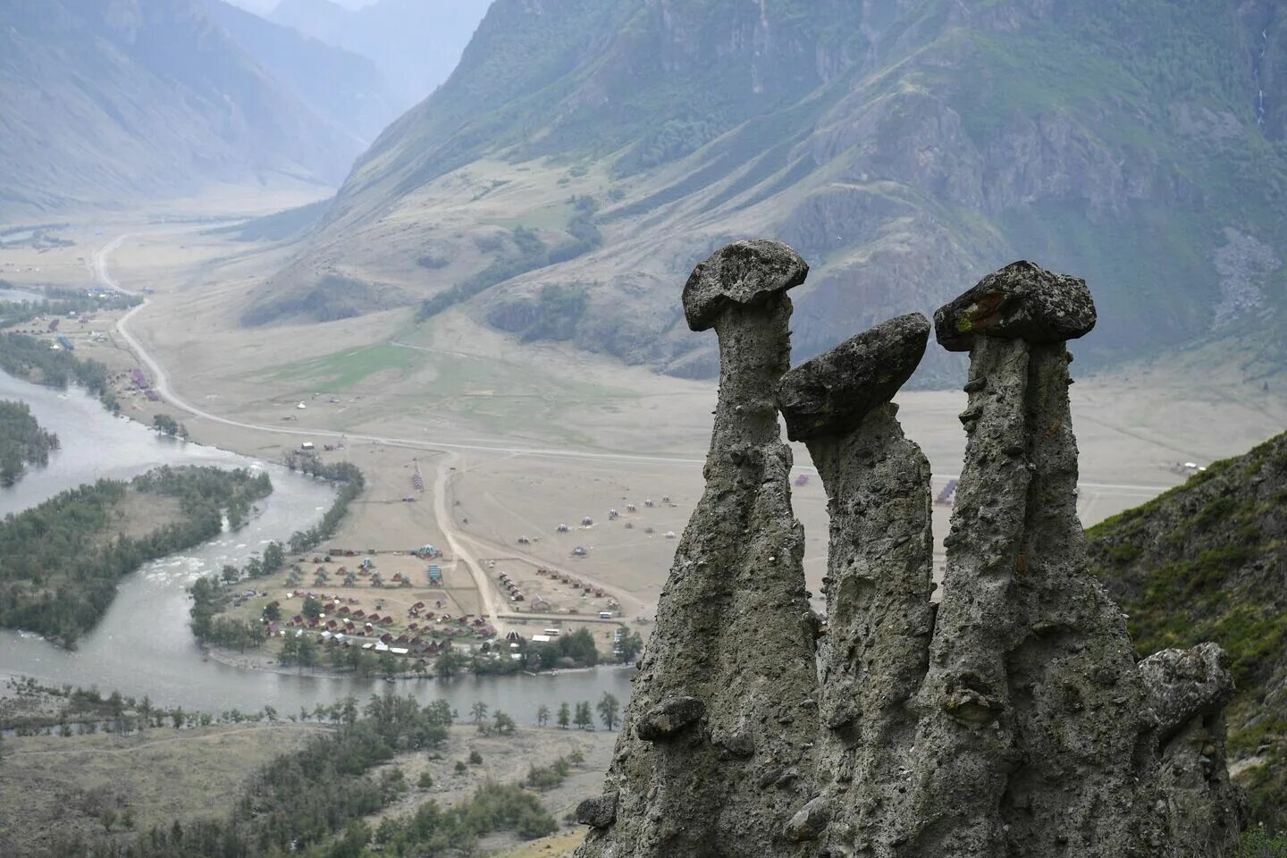 Республика алтай каменные. Каменные грибы республика алтай. аккурум каменные грибы. урочище аккурум. урочище аккурум республика алтай..