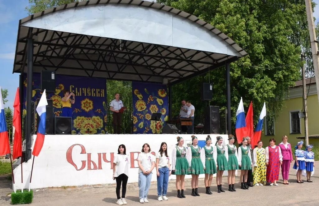 Праздничное мероприятие 12 июня. Праздничное мероприятие 12 июня. Праздничное мероприятие 12 июня. Шествие с флагами. Долгопрудный мероприятия.