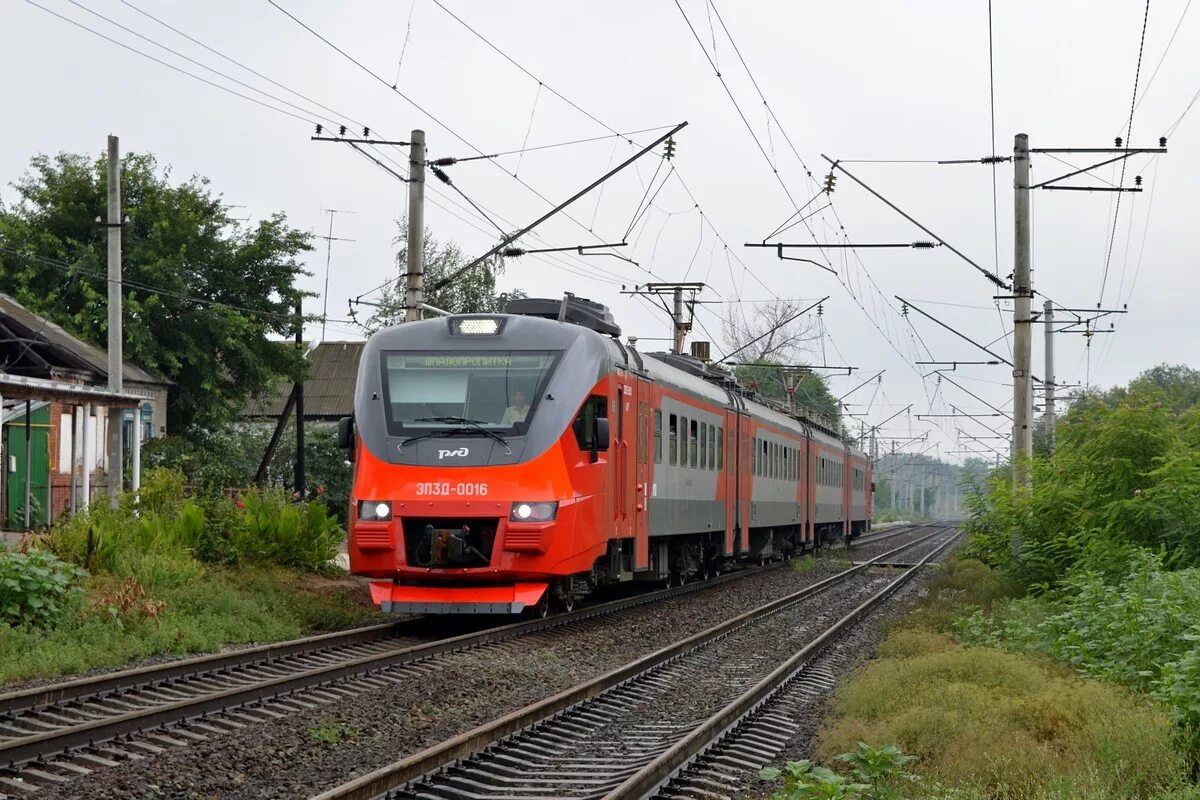 Эп3д 0016. Эп3д электропоезд. Эп3д Волгоград. Эп3д 0068. Мин воды волгоград поезд