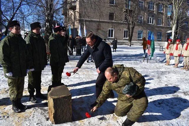 Погода в чернухино. Южная Ломоватка Луганская область. Чернухинско Дебальцевская операция. Чернухино ЛНР. Пгт Южная Ломоватка.