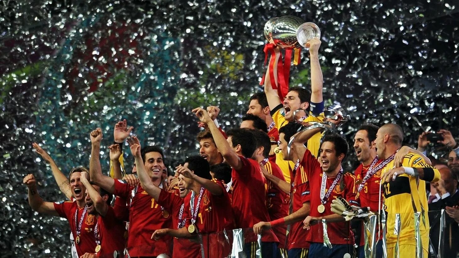 Чемпион европы 2012. Испания финал 2012. Испания евро 2012. Евро 2012 сборная испании фото. Испания чемпион европы 2012.