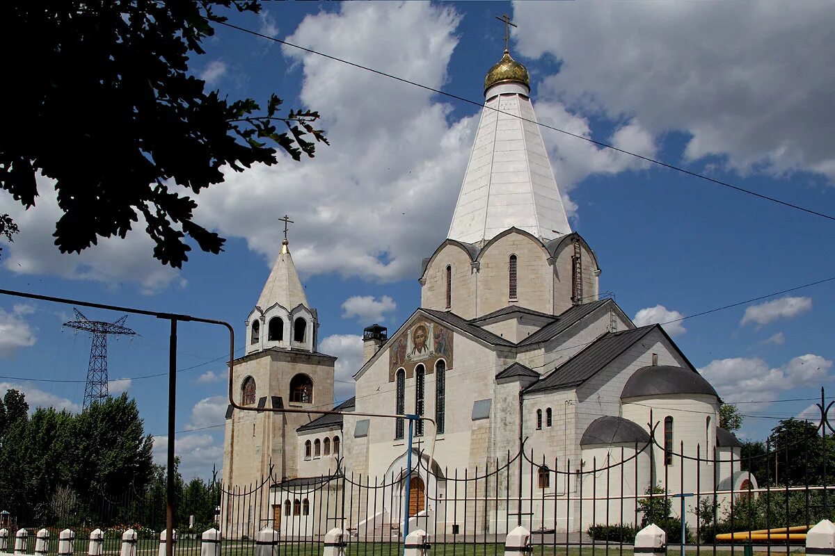 церковь троицы живоначальной балаково. троицкий собор балаково. церковь троицы балаково. свято-троицкий монастырь балаково. церковь пресвятой троицы в балаково.