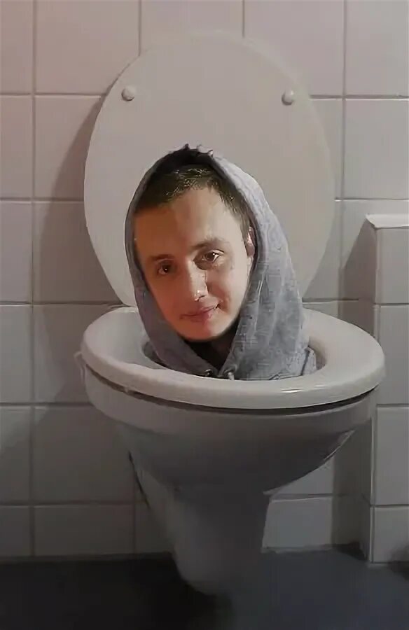 Туалет трясется. Туалет трясется