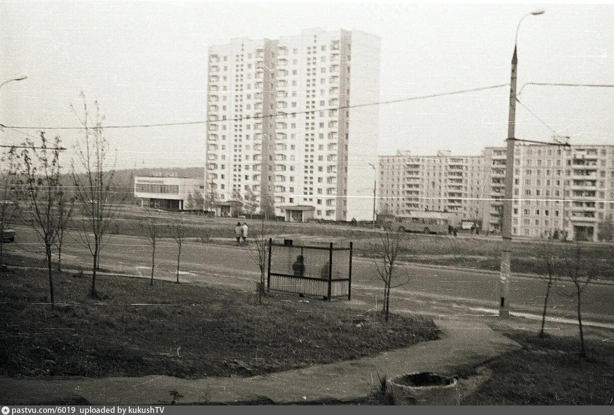 Район Ясенево СССР. Ясенево 1989 год. Ясенево район Айвазовского. Ясенево Москва в СССР. Район ясенево улицы