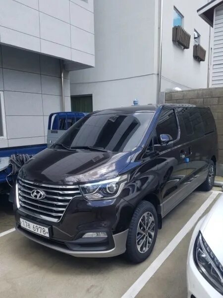 Hyundai grand starex 4wd 2021. Хендай гранд старекс урбан 2022. Хендай гранд старекс черный. Grand starex limousine 4wd. Хендай гранд старекс 2019.