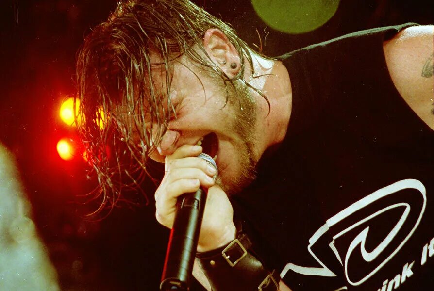 Drowning pool. Дэйв уильямс drowning pool. дэвид уильямс drowning pool. drowning pool вокалист. drowning pool солист.