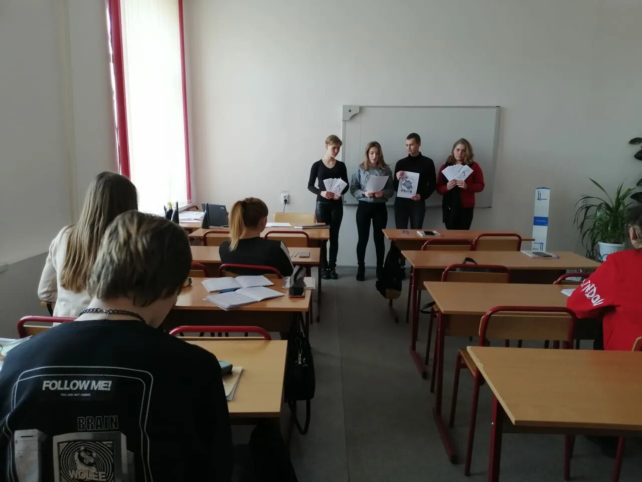Кит котовск. Студенты голосуют. Котовский индустриальный техникум преподаватели. Котово техникум. Кит котовск.