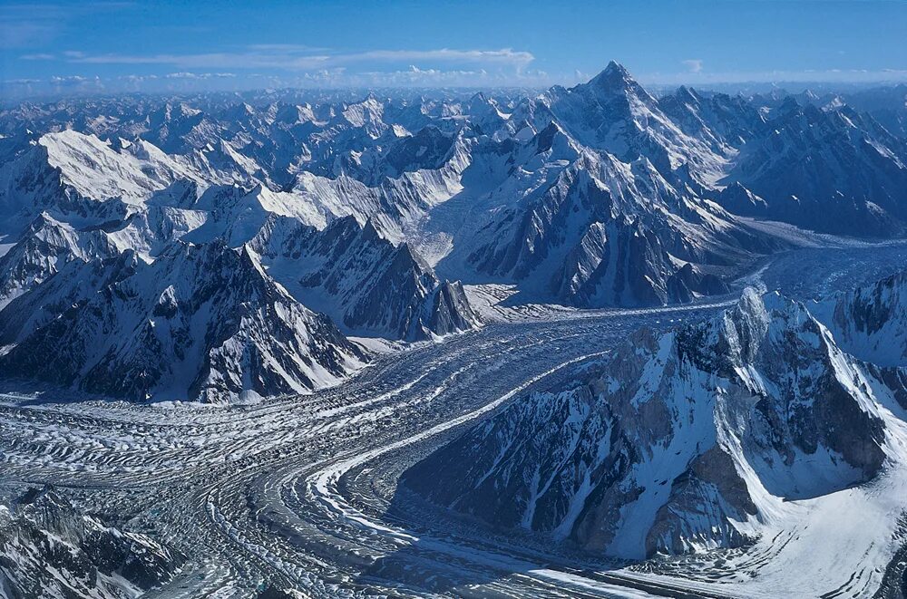 Самая большая горная система в мире. Ледник Балторо Пакистан. Каракорум горы. Горная система Каракорум Пакистан. Хребет Каракорум.
