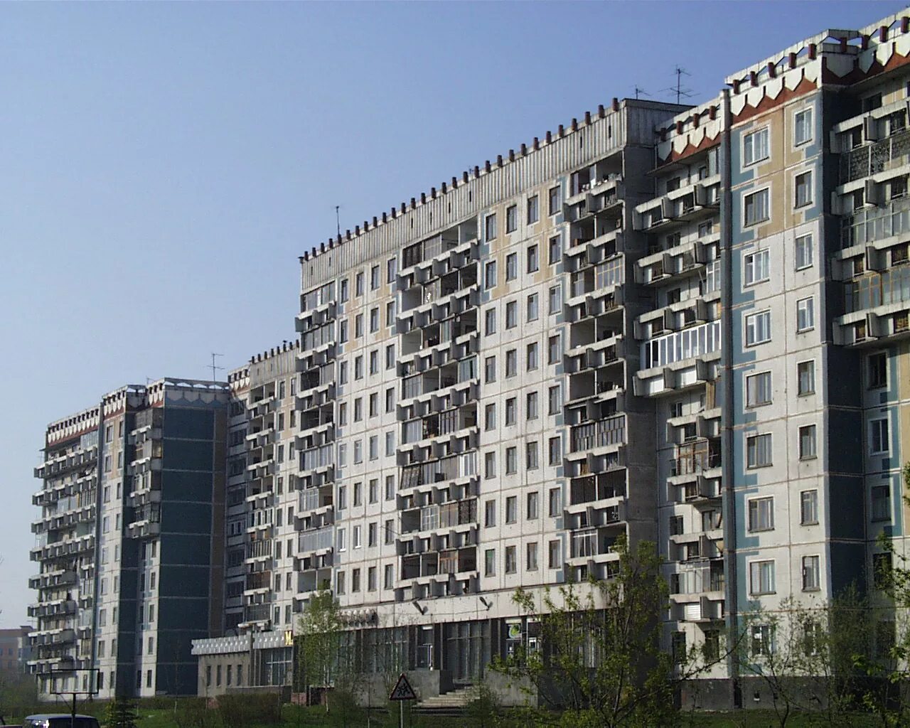 9ти этажные кирпичные хрущевки. девятиэтажный кирпичный дом. панельные 9ти этажки тип. многоэтажный этажный дом. дом 9 ти.