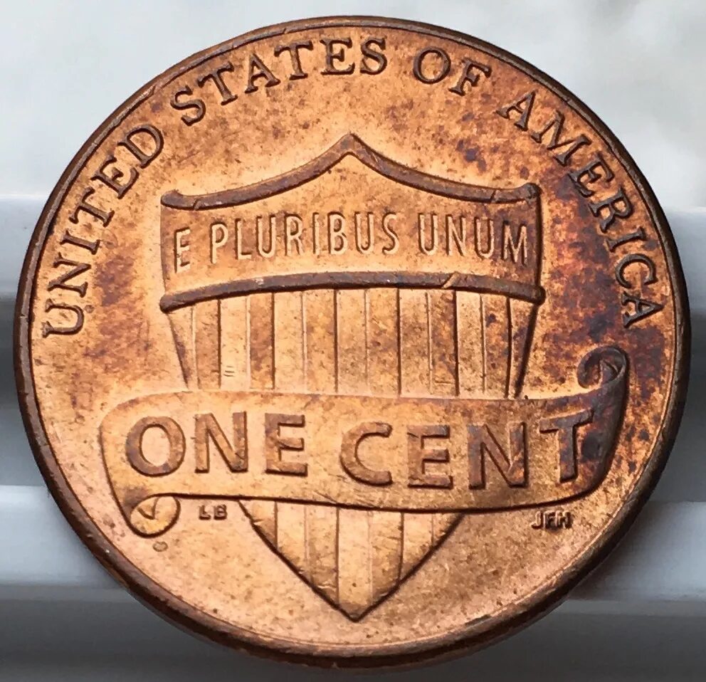 1 cent. One Cent 2010. One Cent e Pluribus Unum. 1 Cent USA. Cent1 Company.