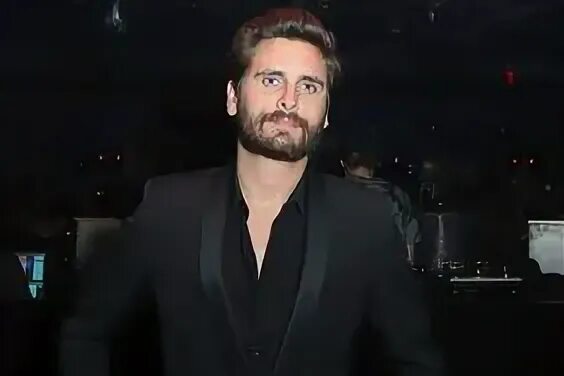 Scott disick 2022. Скот дисик 2017. Скотт дисик. Скотт дисик рехаб. Скот дисик 2017.