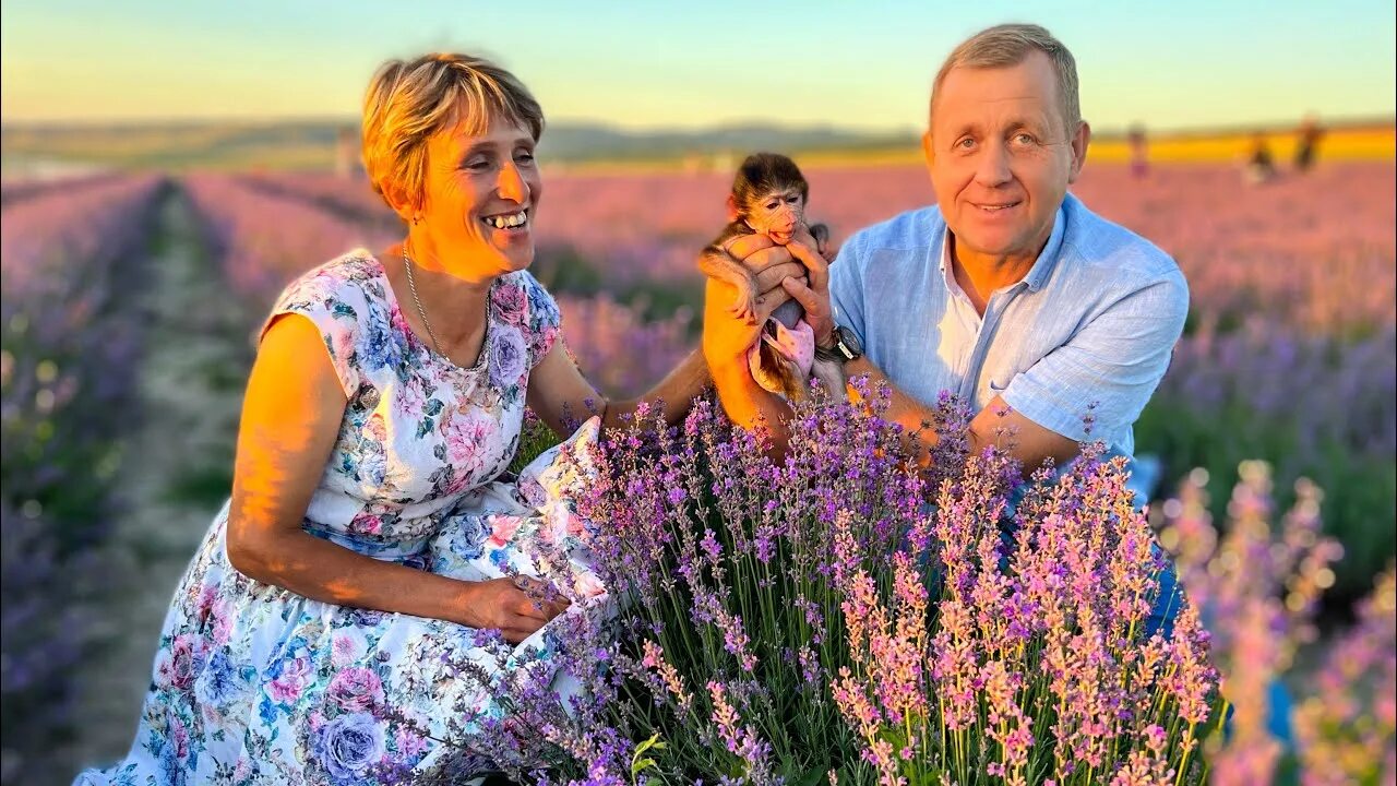 Оксана олеговна зубкова жена олега. Зубков олег владимирович. Татьяна алексагина магда. Олег феодосия. Олег зубков тайган.