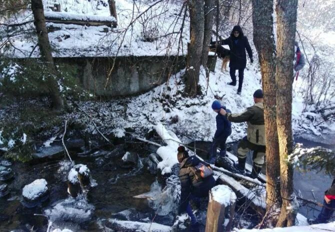 Происшествия в белых берегах. Белые берега мост. Узкоколейка белые берега. Белые берега. Операция голубой мост в брянской области.